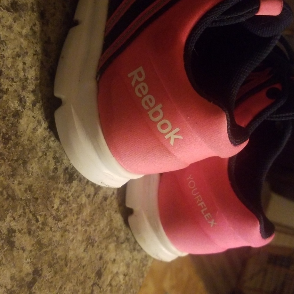 Shoes - Picture 2 of 2